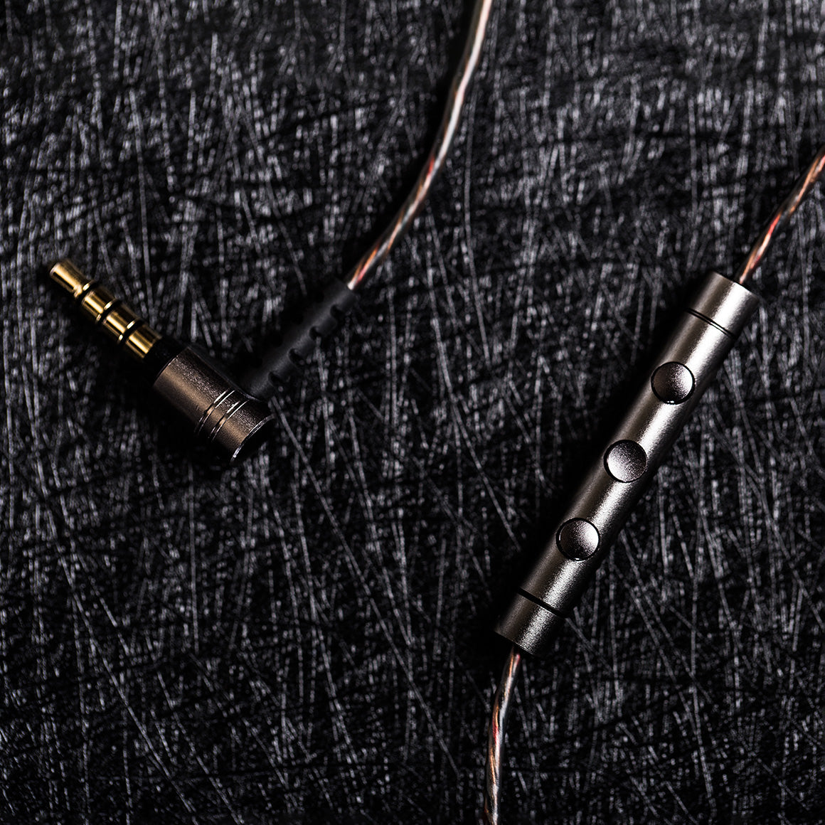 Headphone-Zone-1MORE-Quad-Driver