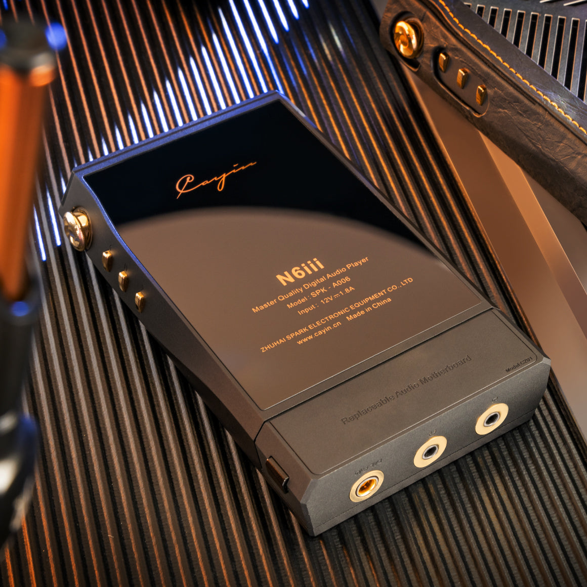 Headphone-Zone-Cayin-N6iii