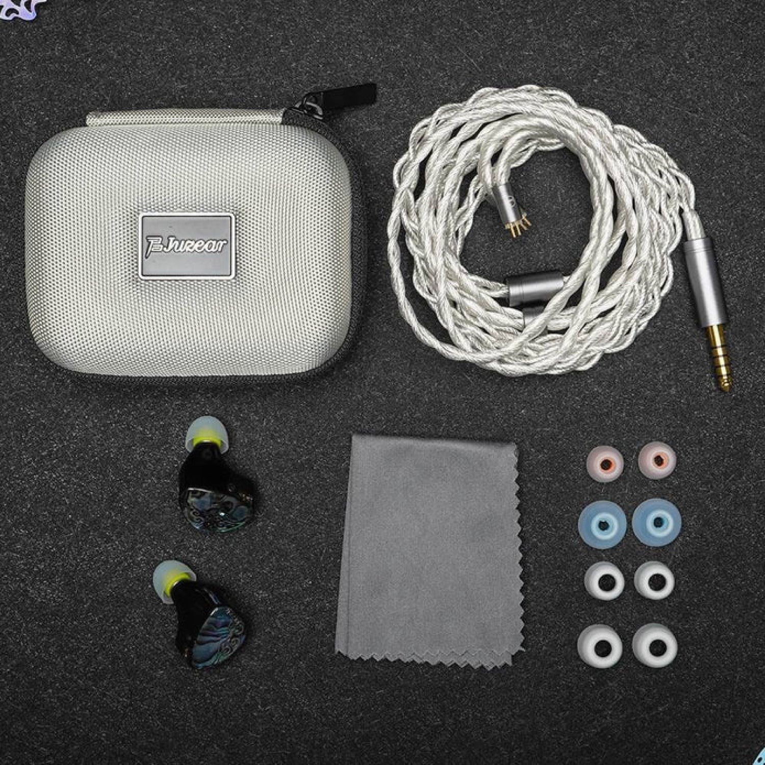 #Plug Type_4.4mm