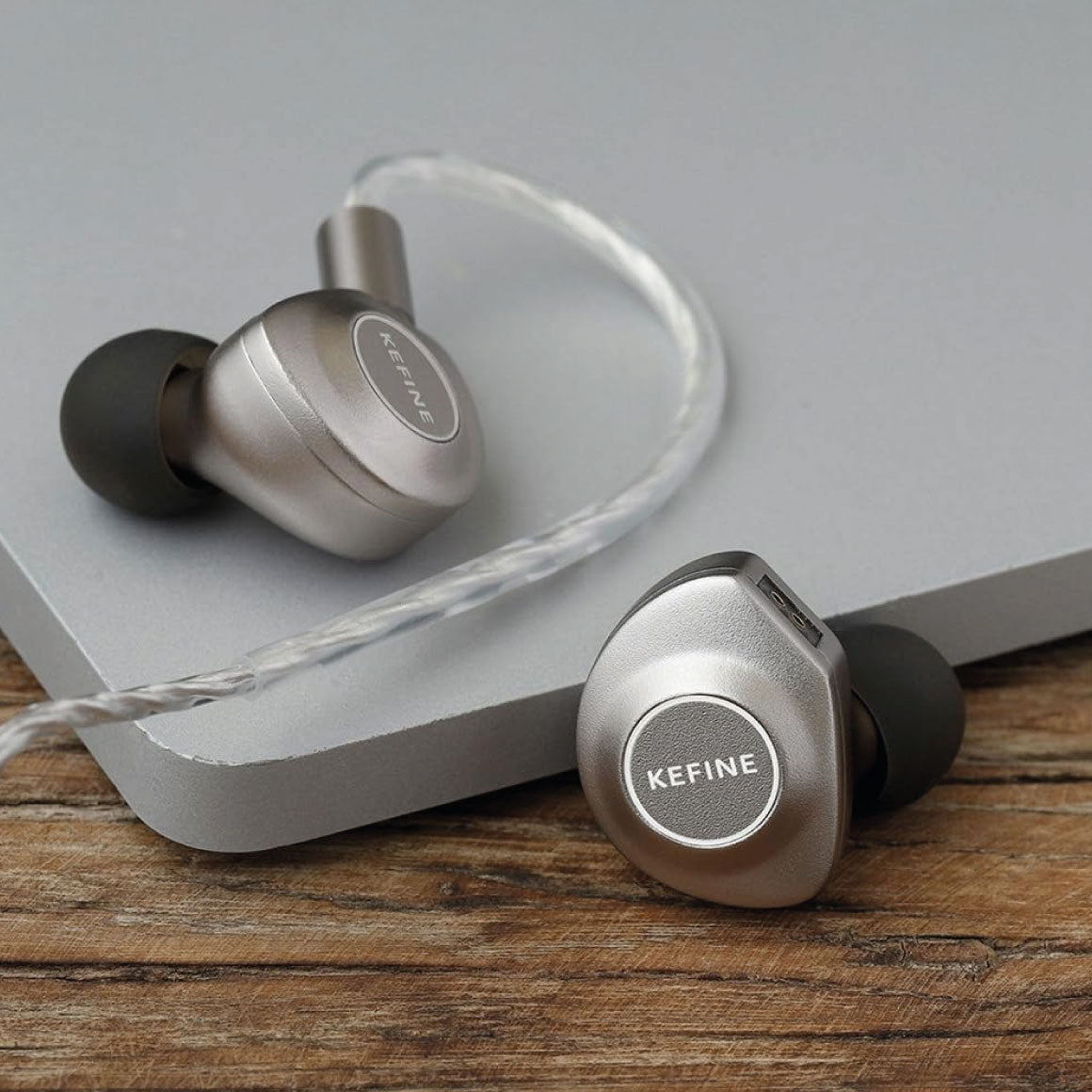 #Plug_3.5mm