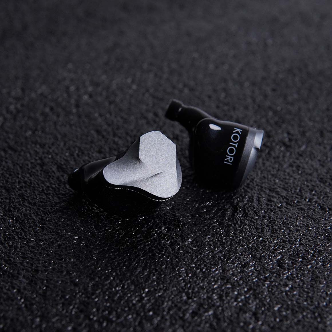 Headphone-Zone-Kotori-Audio-Zephyr