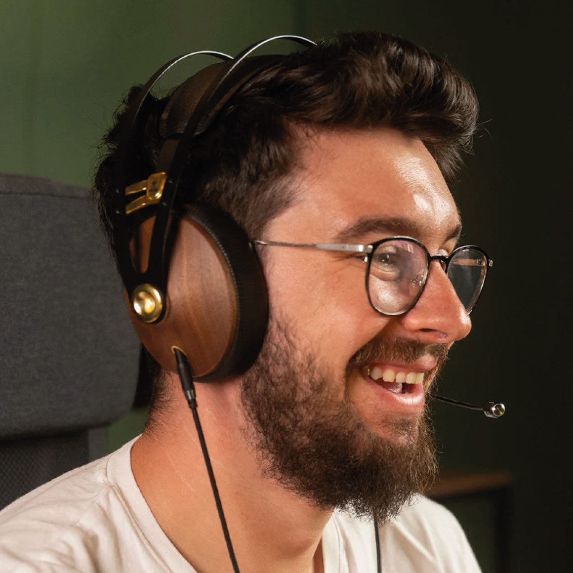 Headphone-Zone-Meze-99-Classics-Boom-Mic-Kit-Walnut-Gold