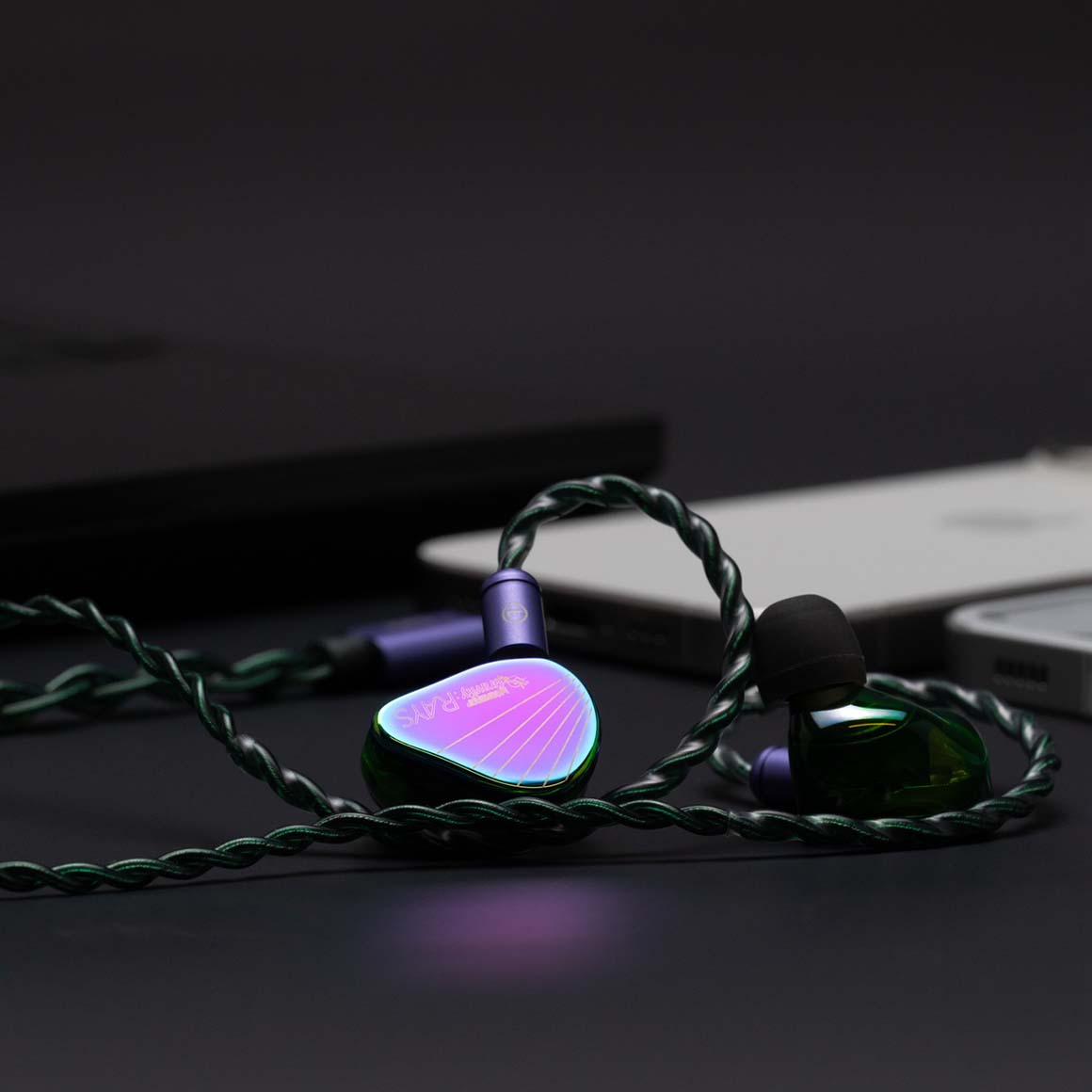 Headphone-Zone-Moondrop-RAYS