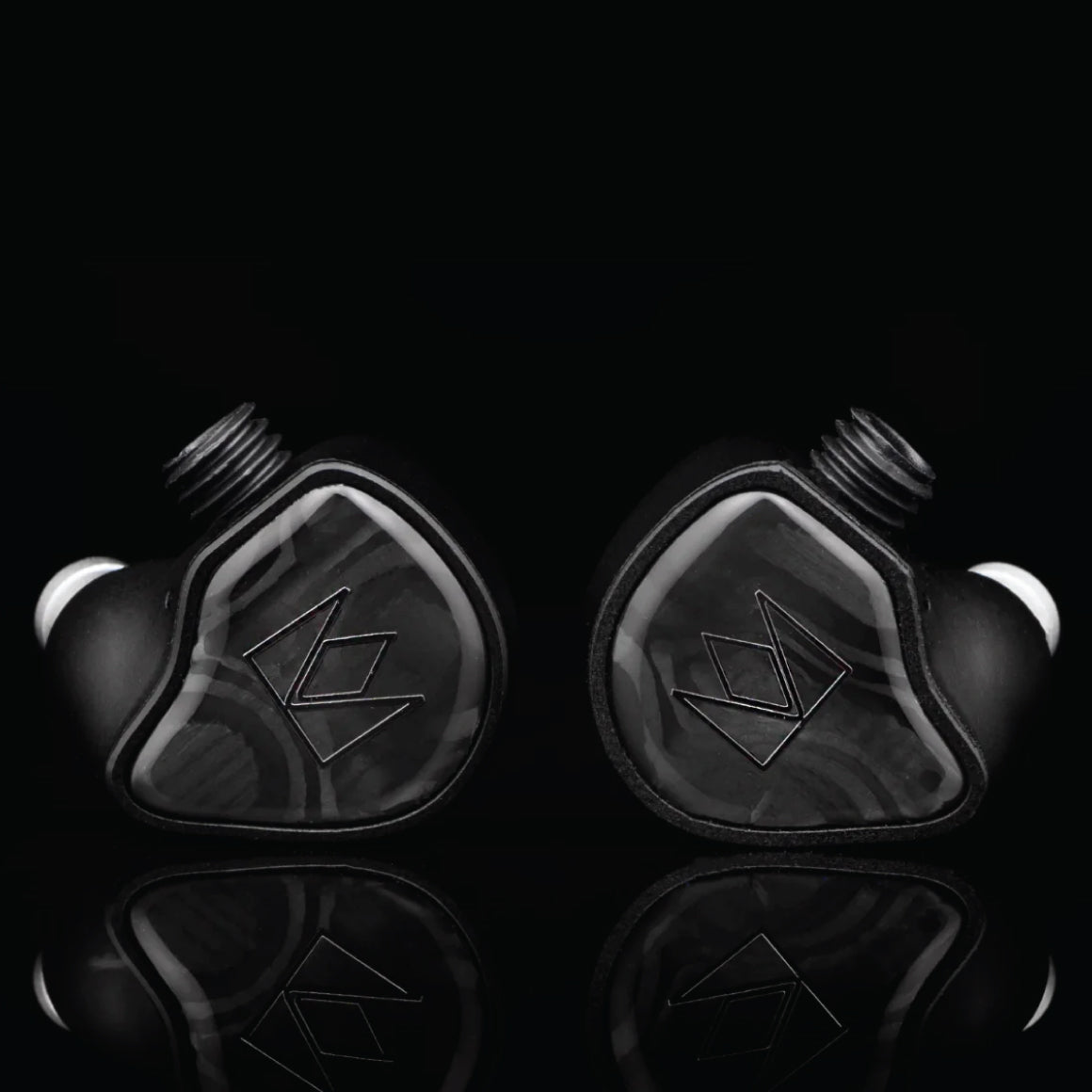 Headphone-Zone-Noble-Audio-XM-1