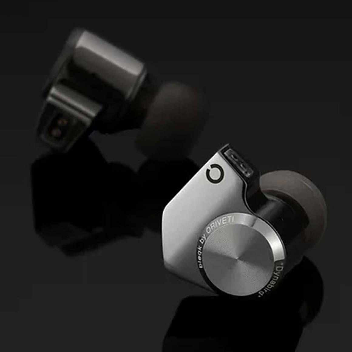 Headphone-Zone-Oriveti-Dynabird