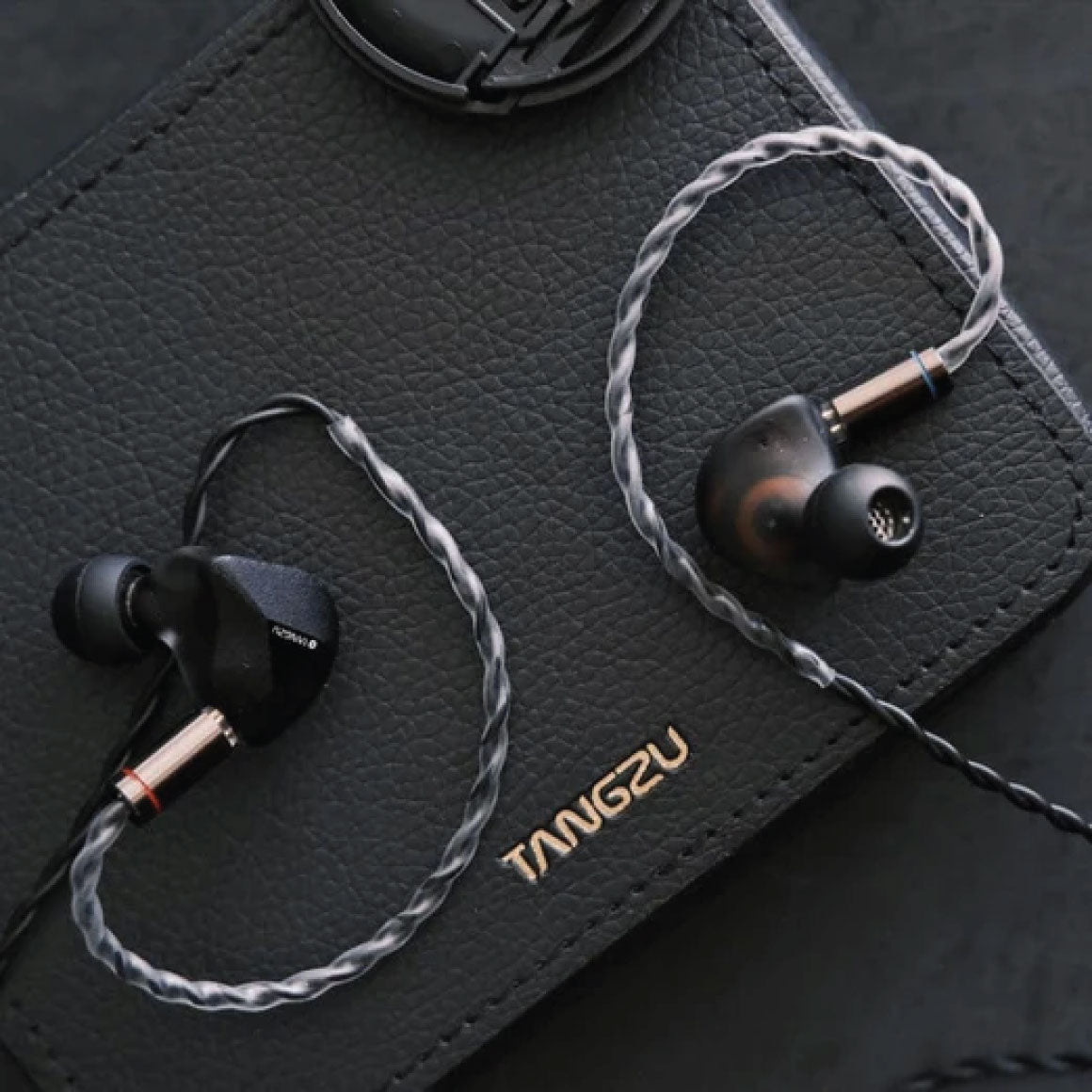 #Plug Type_3.5mm