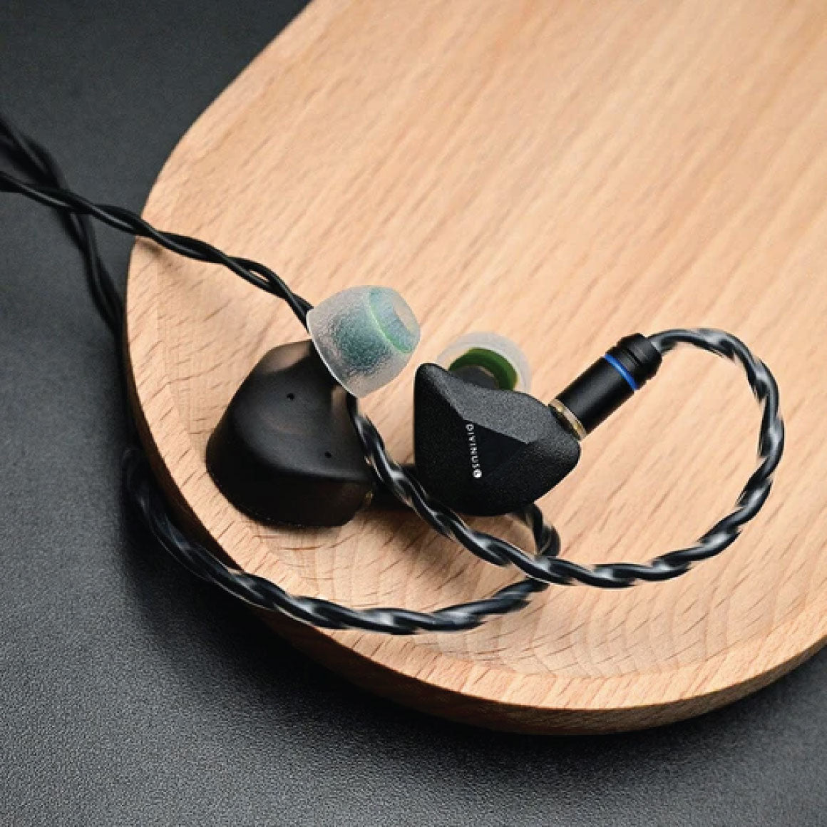 #Plug Type_3.5mm