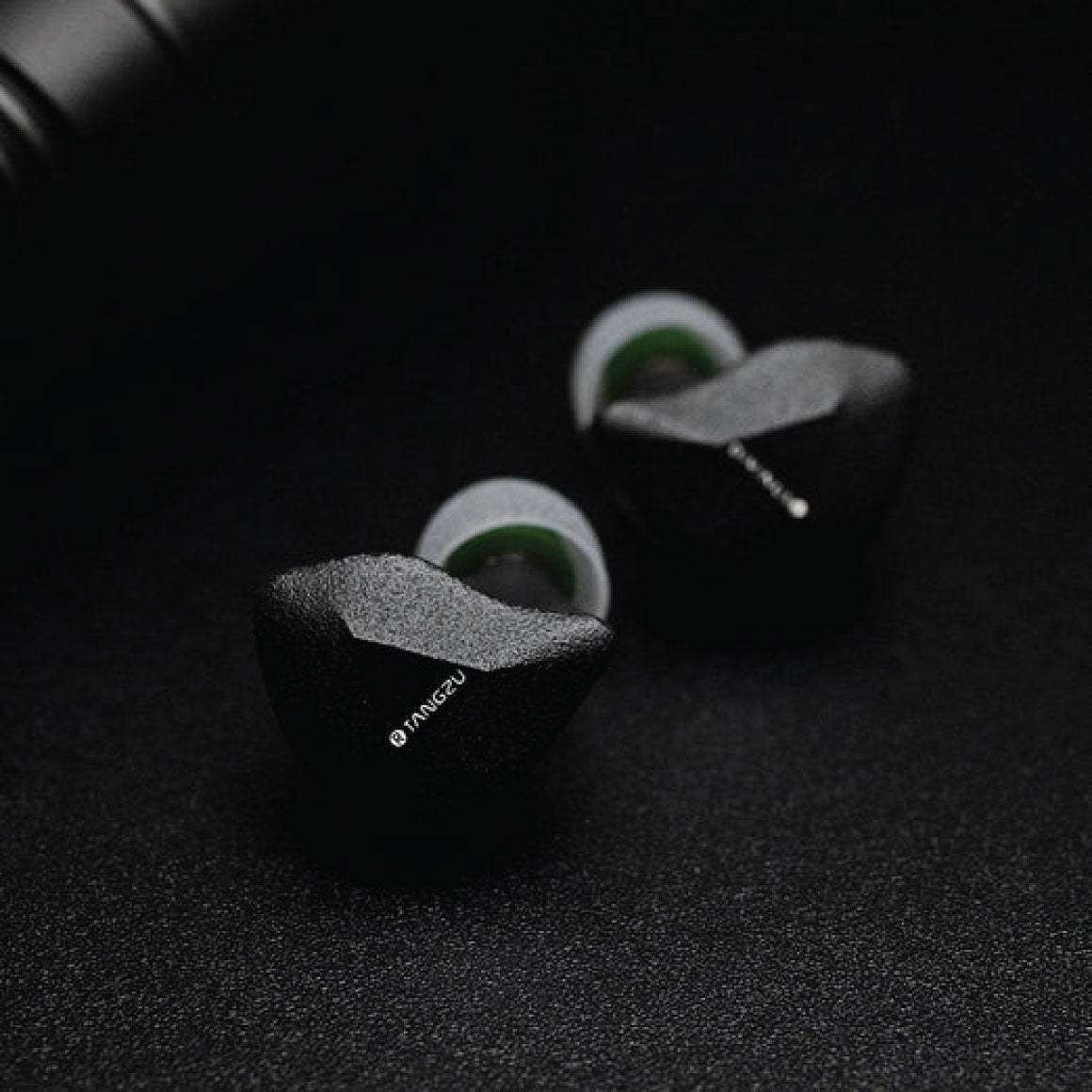 #Plug Type_3.5mm