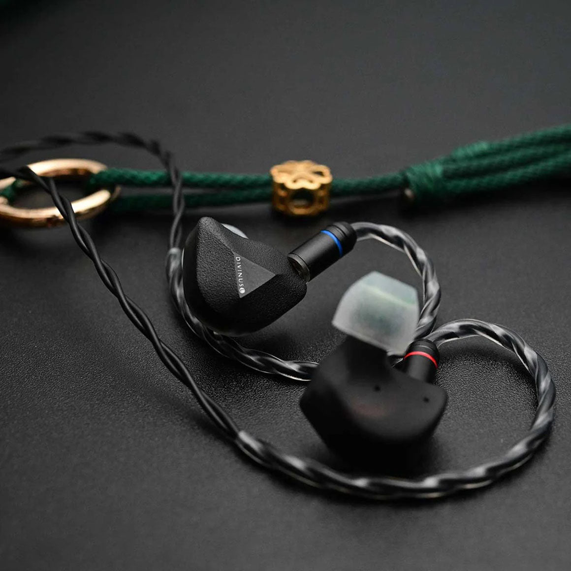 #Plug Type_4.4mm