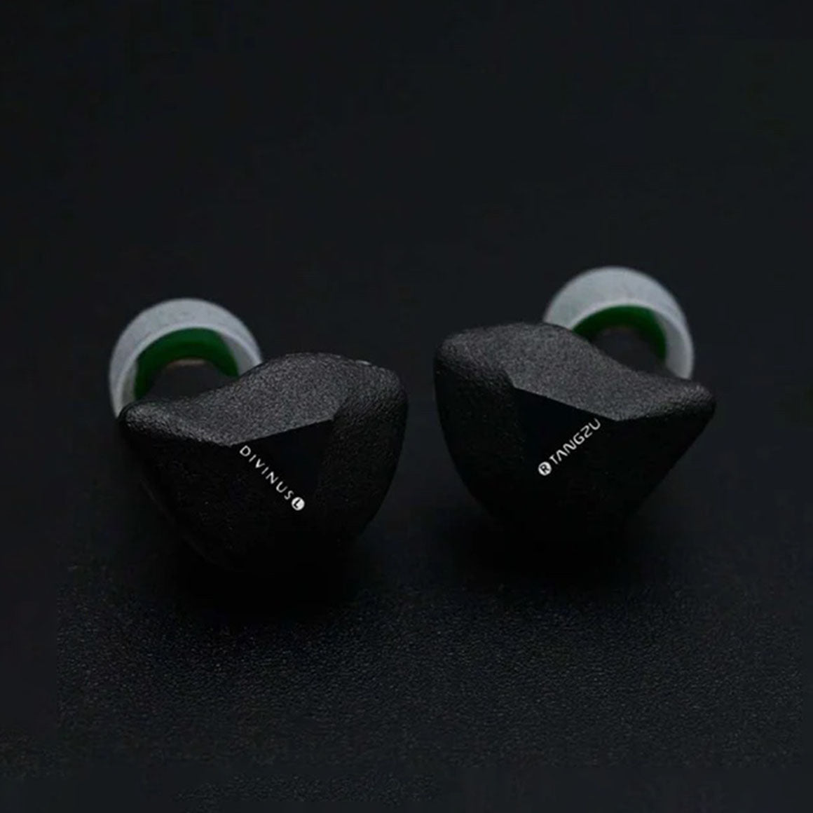 #Plug Type_4.4mm