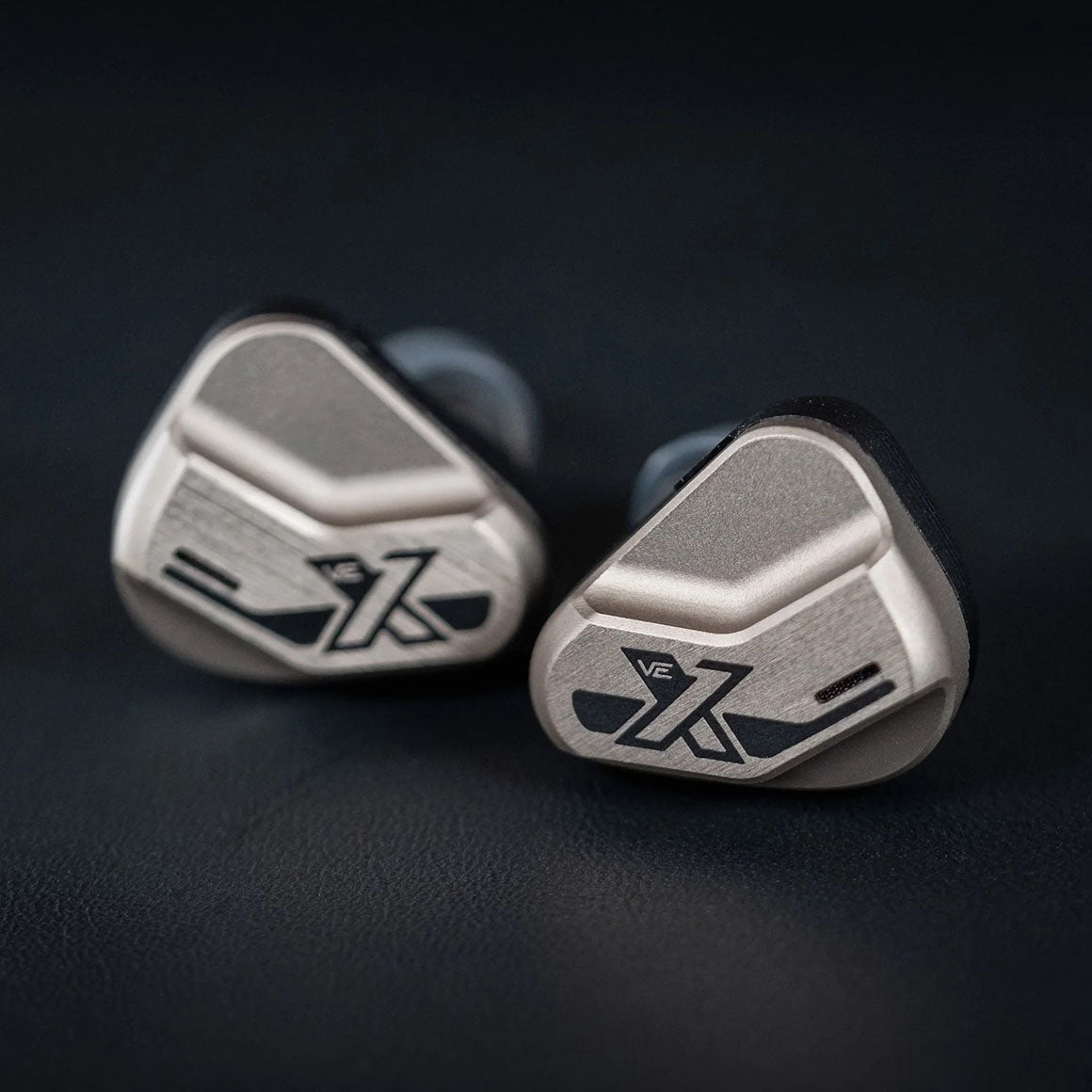 Headphone-Zone-Vision-Ears-VE10