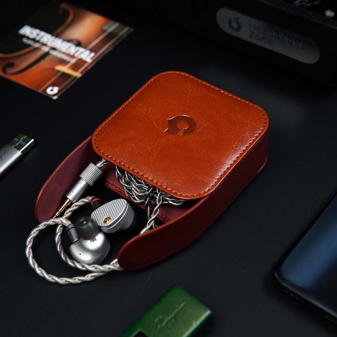 Headphone-Zone-ddHiFi-Tan-Case