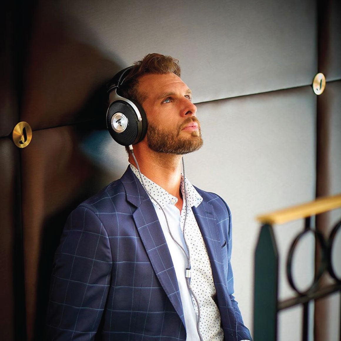 Headphone-Zone-Focal-Elegia
