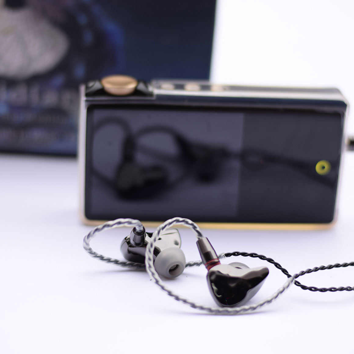 Headphone-Zone-IKKO-OH10