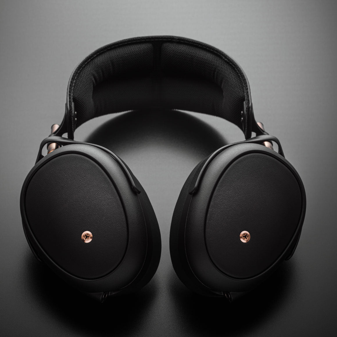 Headphone-Zone-Meze-LIRIC