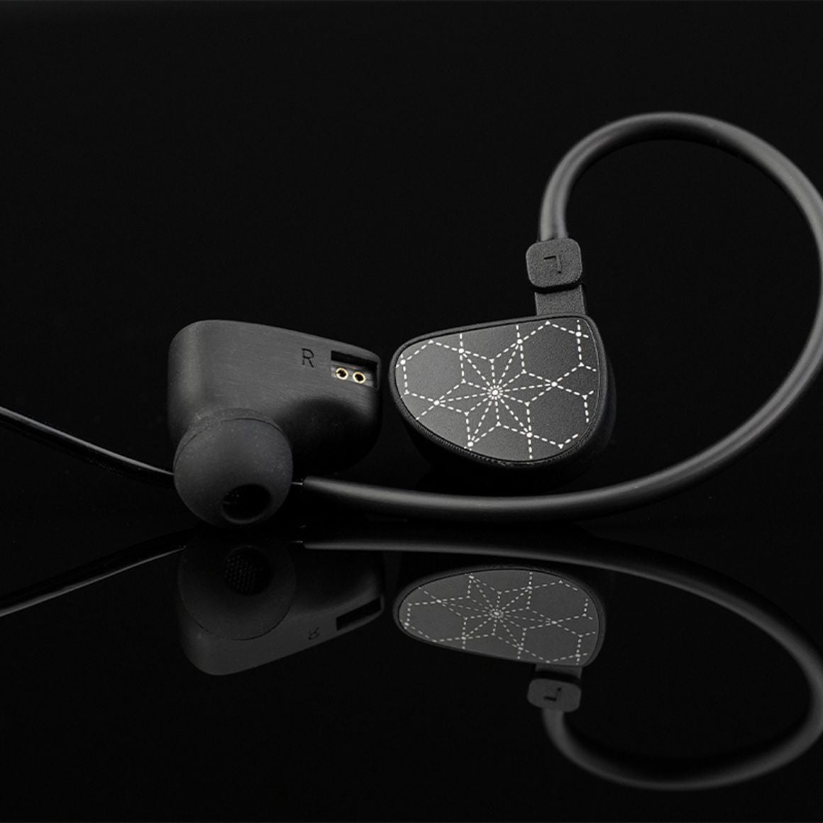 Headphone-Zone-Truthear-HOLA-With-Mic