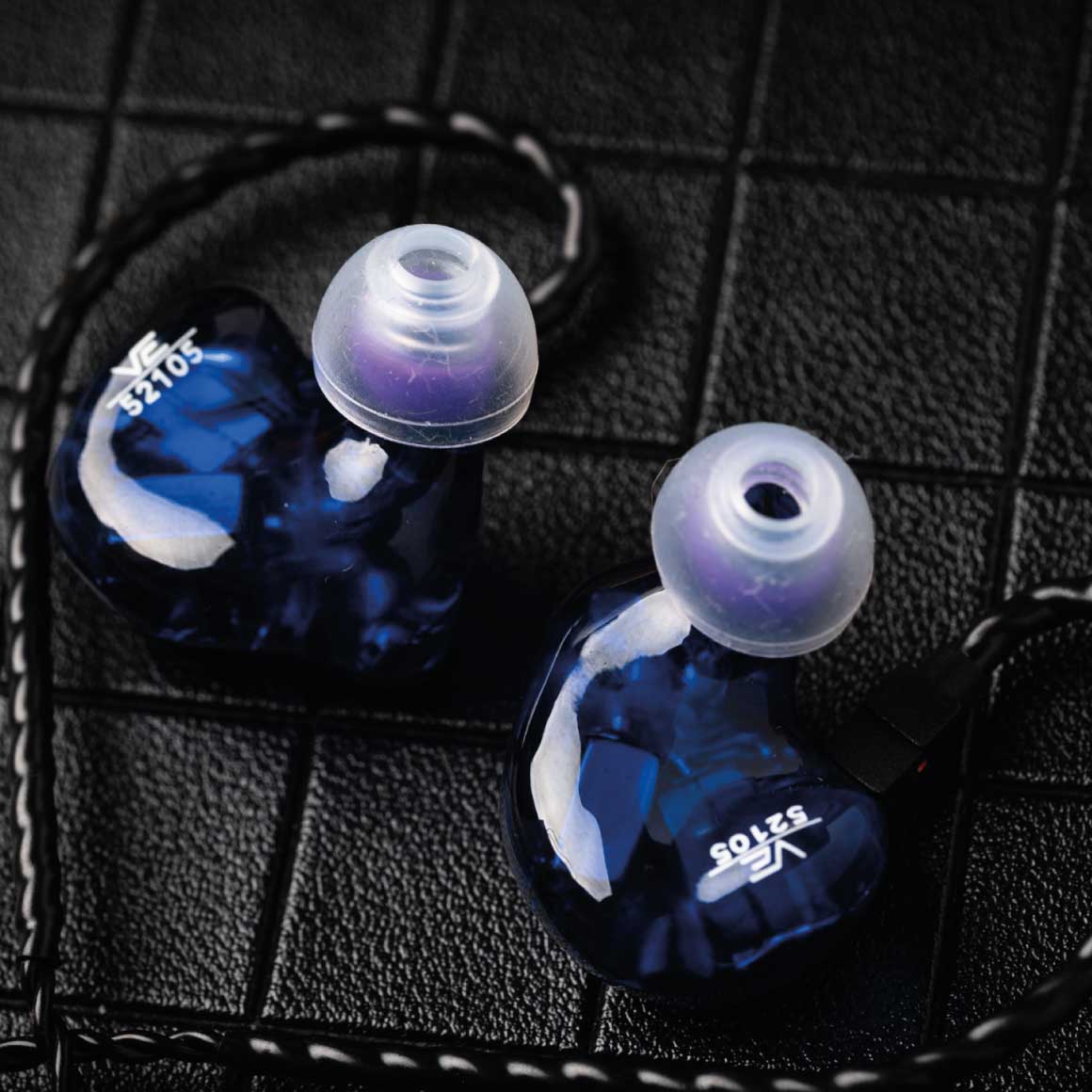 Headphone-Zone-Vision Ears-VE 7