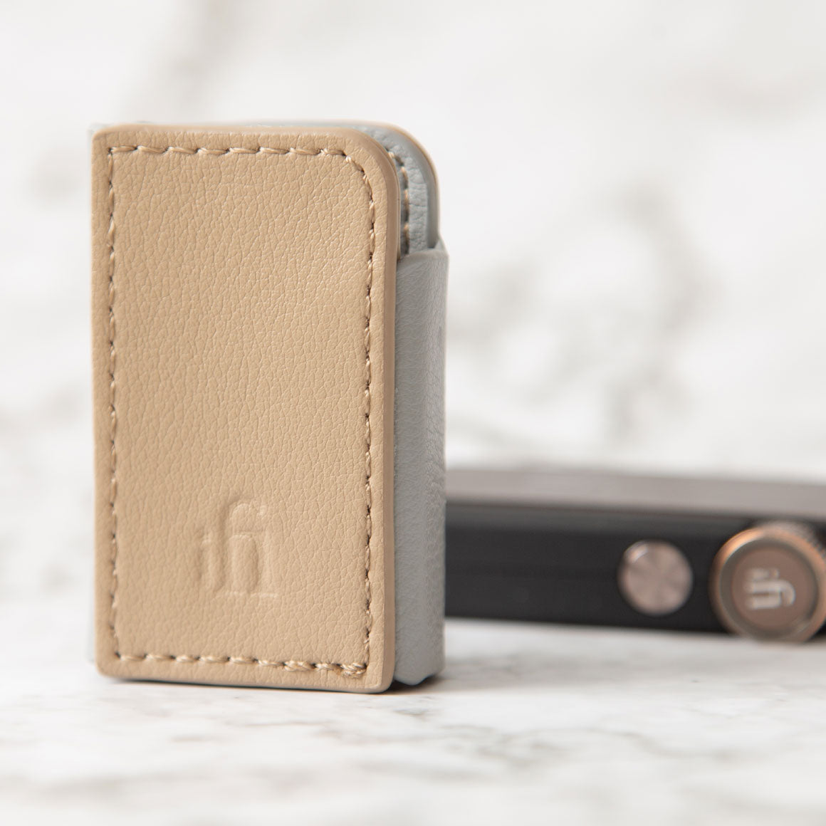 Headphone-Zone-iFi-Audio-Go-blu-case