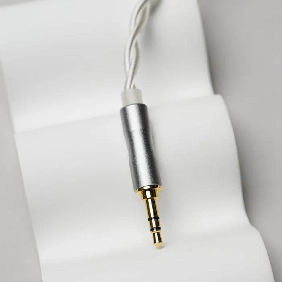 Headphone-Zone-Elysian Acoustic Labs-PILGRIM-3.5mm