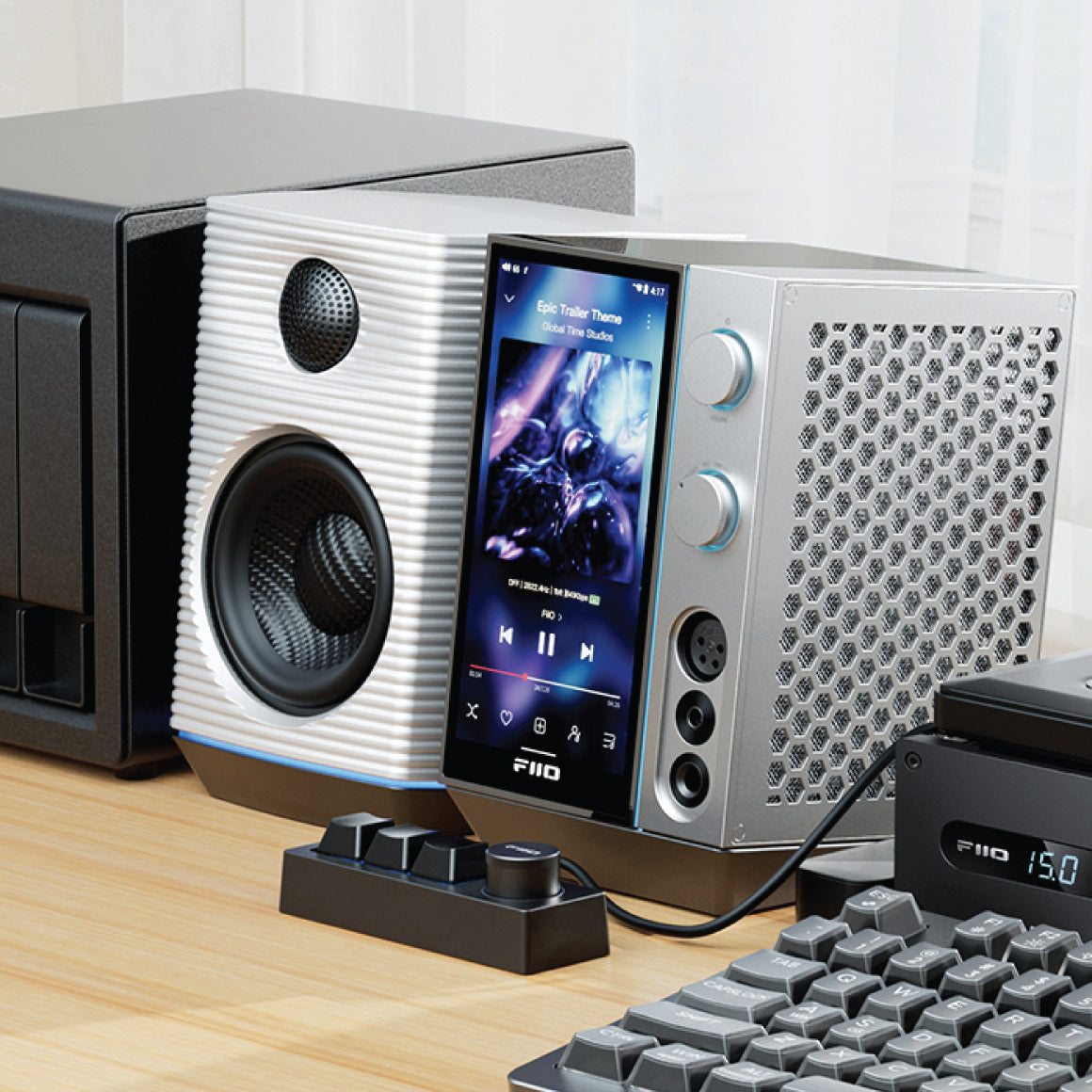 Hadphone-Zone-FiiO-R9