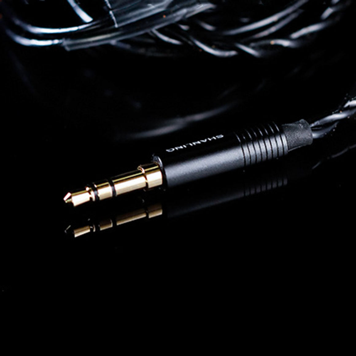 #Plug_3.5mm