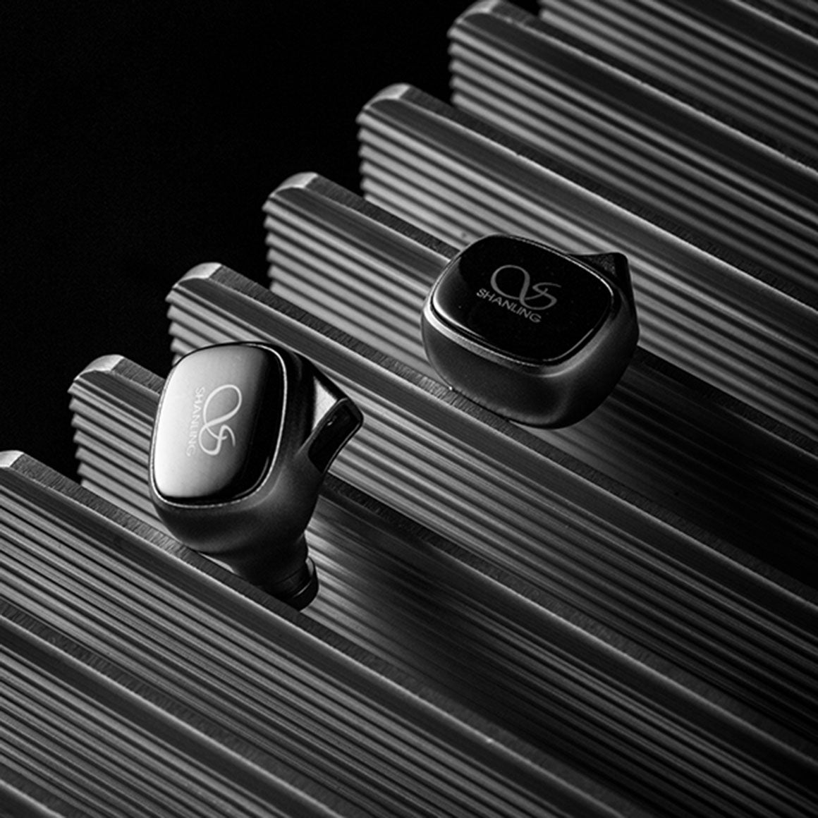 #Plug_Type-C