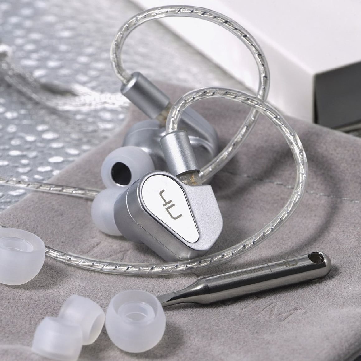 Headphone-Zone-Tanchjim-4U