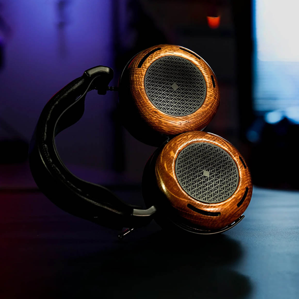 Headphone-Zone-ZMF-Caldera-2024