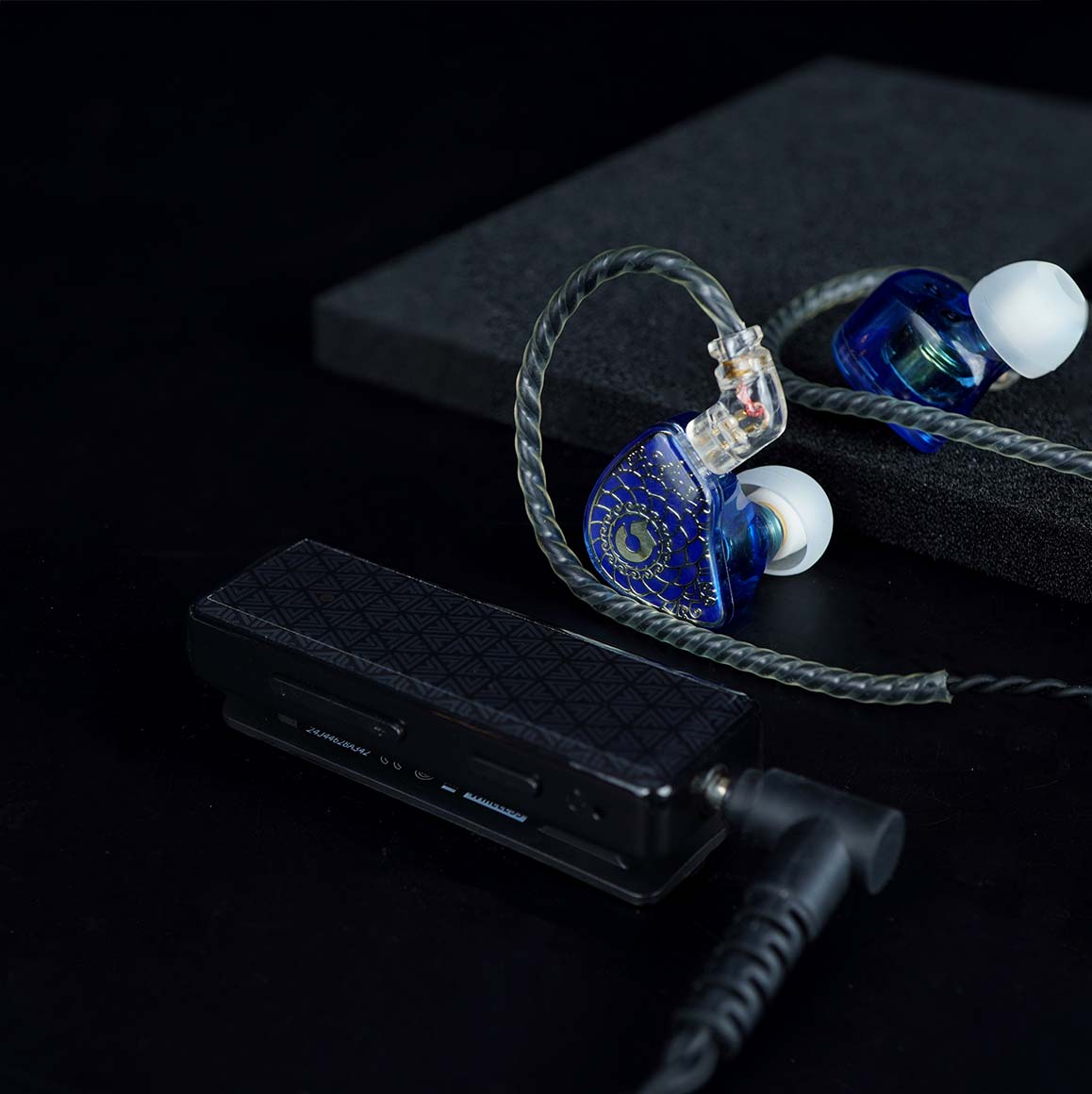 Headphone-Zone-x-Tangzu-Waner-SG-Wireless-Bundle