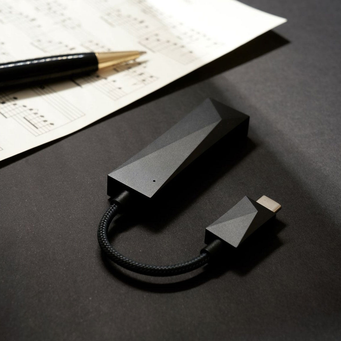 Headphone-Zone-Astell&Kern-AK HC3
