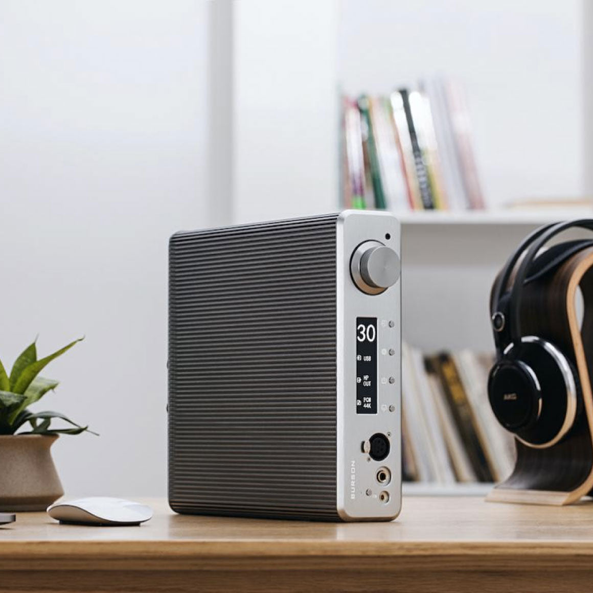 Headphone-Zone-Burson Audio-Conductor 3X Reference