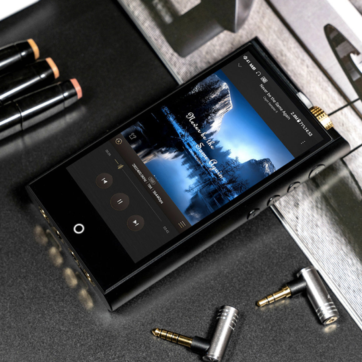 Headphone-Zone-Cayin-N7