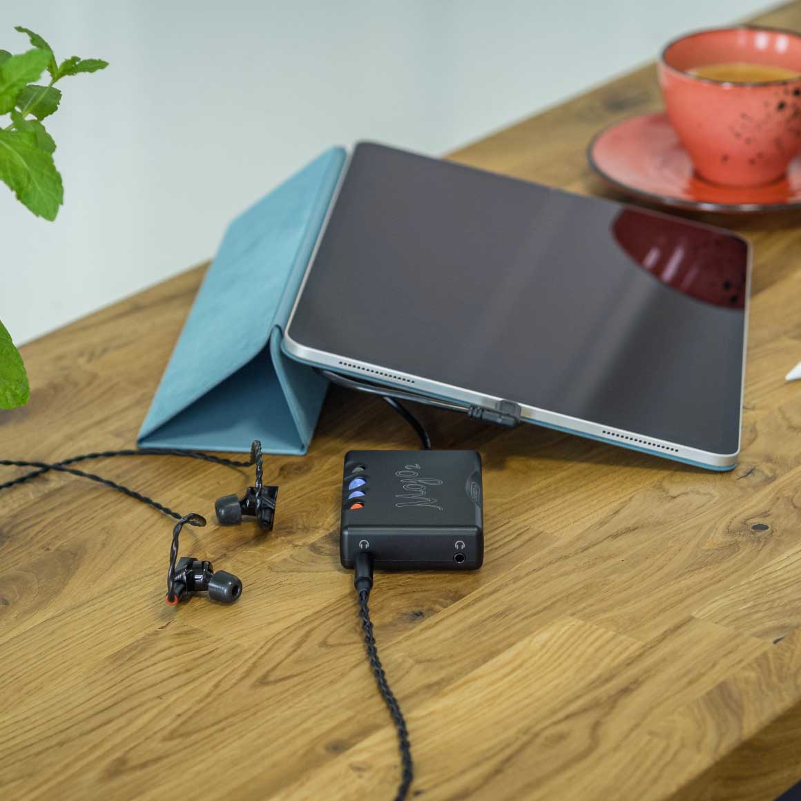 Headphone-Zone-Chord-Mojo-2