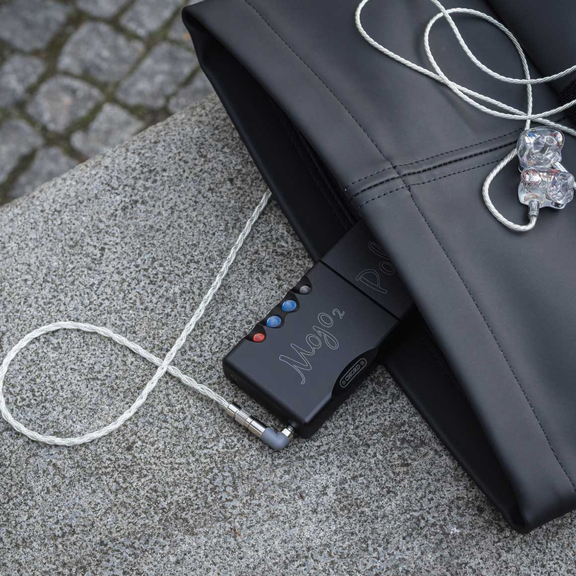 Headphone-Zone-Chord-Mojo-2