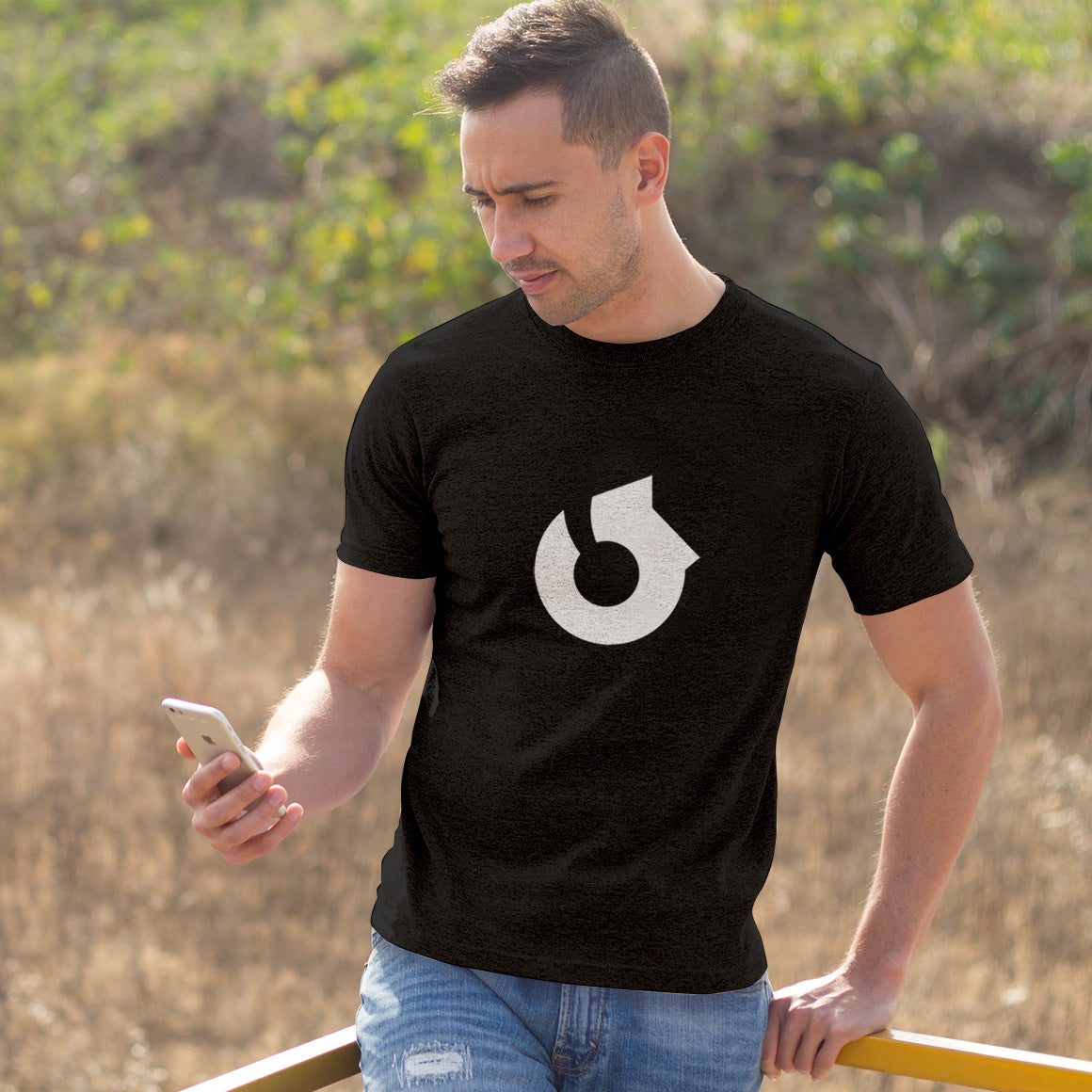 Headphone-Zone-Login-T-shirt-Black-S