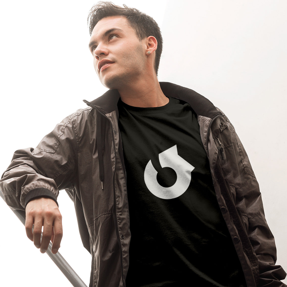 Headphone-Zone-Login-T-shirt-Black-XL
