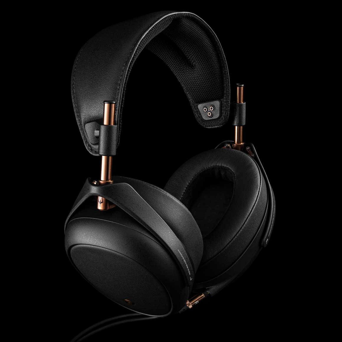 Headphone-Zone-Meze-LIRIC