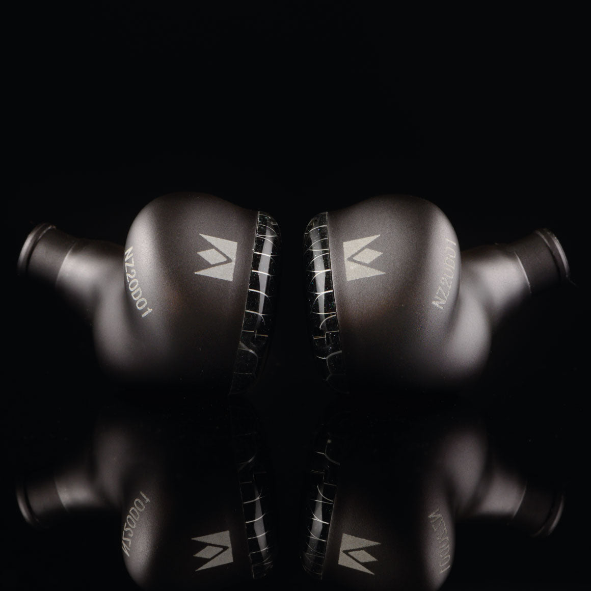Headphone-Zone-Noble-Audio-Zephyr-4.4mm